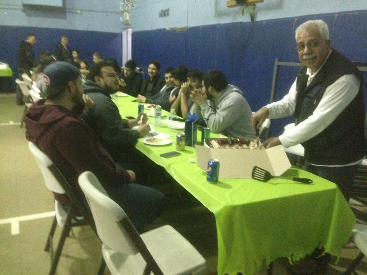 MagnoliaAlumni's tweet image. Saying good bye to Nick. You have meant world to us, and you&apos;ll never be forgotten! @msa1reseda @MagnoliaSchools @RoboMsa1 @Msa1physics