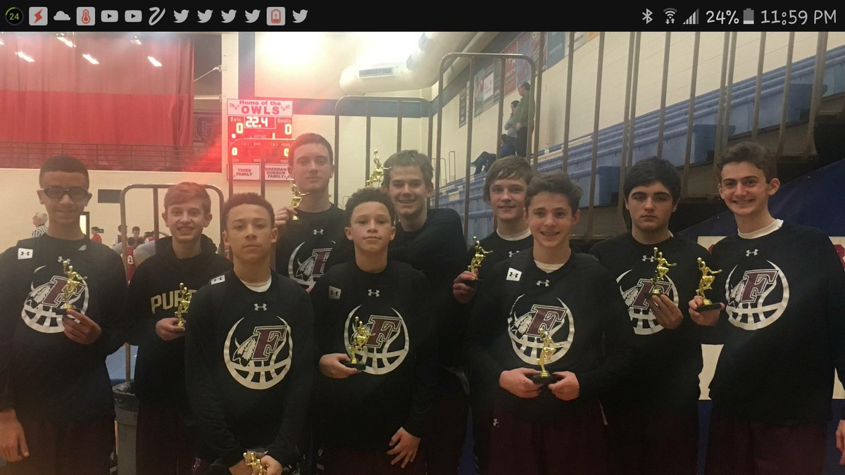 Howard3Boys's tweet photo. Hardware is nice, but seeing Coach Redding walking to car...priceless!! Love our coach/friend! #family #Godwasthere #team https://t.co/iH41unguF0