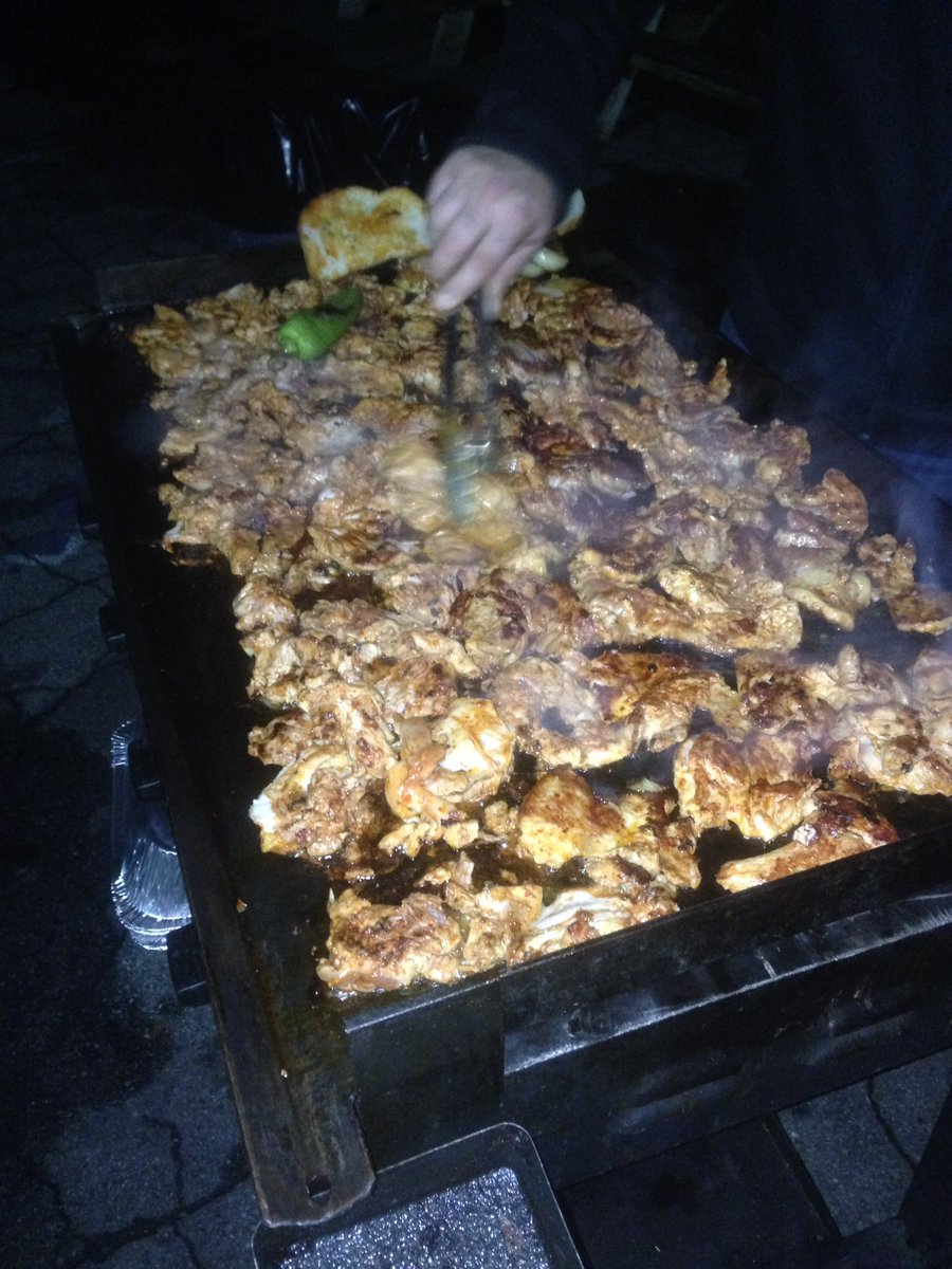 MagnoliaAlumni's tweet image. Last volleyball with Nick! Many of our members were ready to give him the best farewell. Good bye! @msa1reseda @MagnoliaSchools @RoboMsa1