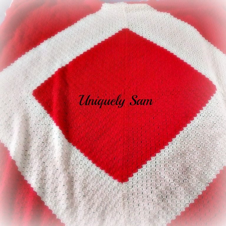 khaosandkismet's tweet image. Crochet blanket, red and cream large double bed throw tuppu.net/2515e74b #Handmade #RedAndCream