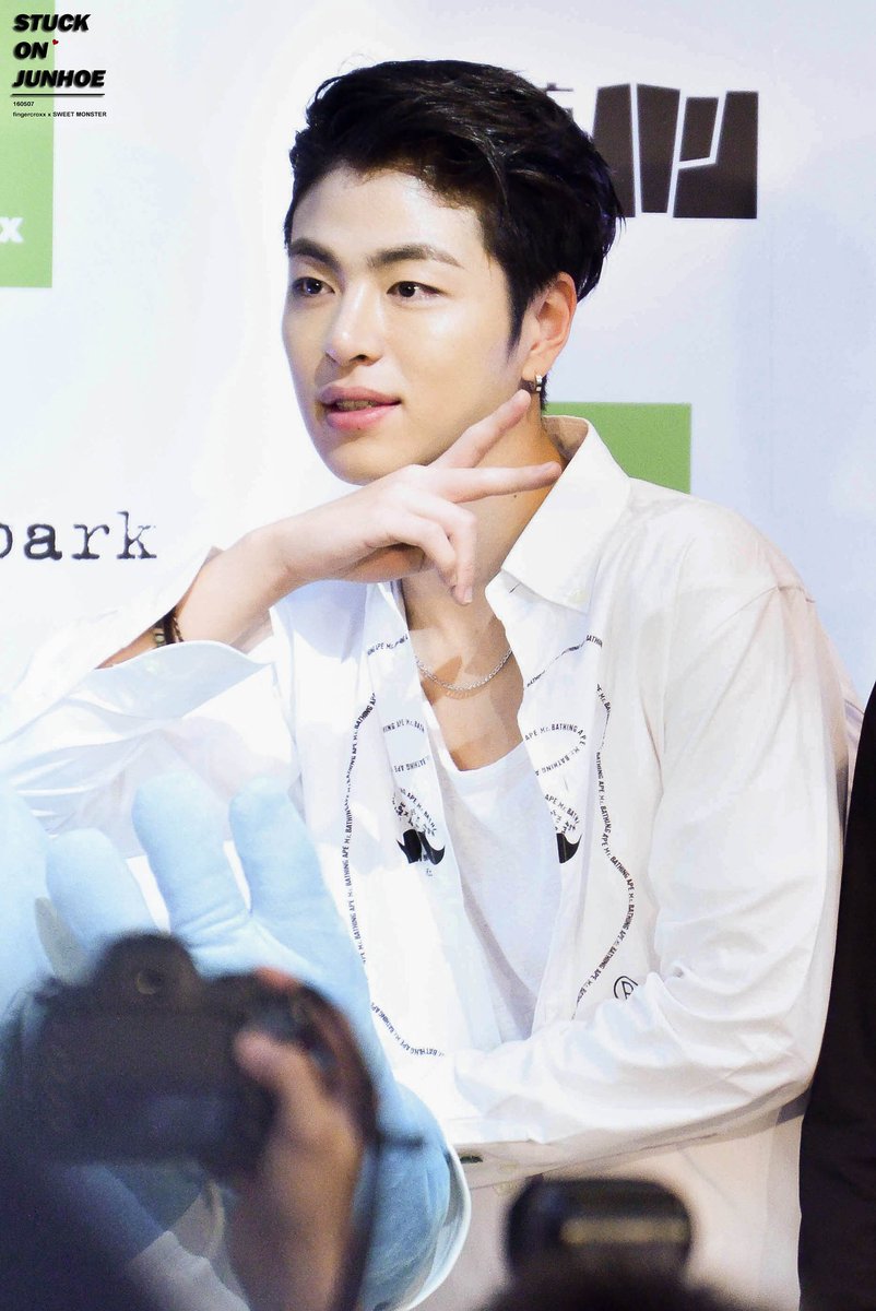 jongkuuk_twt's tweet photo. 24. V sign [22/01]

"hq to lower quality ㅋㅋㅋㅋ" https://t.co/A2qhH6Gbvx