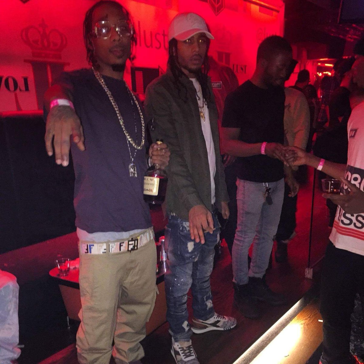 BigPeteJrMMG's tweet photo. #newmusic4djs #SplashDon #beendatway #nyc #newro #Loopie #SBMMG for booking/business email pjordansbmmg@gmail.com https://t.co/KgJCVPN48d https://t.co/w2OK41So1Y