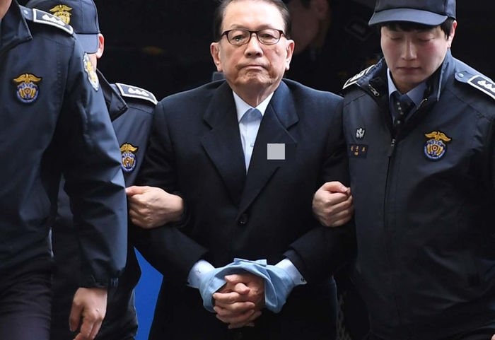 미소가 절로 나오는 사진 한 컷. (합성아님.. 레알임)