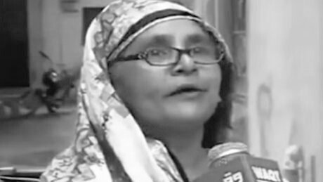 FaryAfridi's tweet photo. Ye ma**ch** mil kay hum ko chutya bana rahy hey 😂
~ Aunty Bhar**

#2LineForMyEx @MominaMustehsan #LifeWithoutMobile https://t.co/8gKwN2Y683