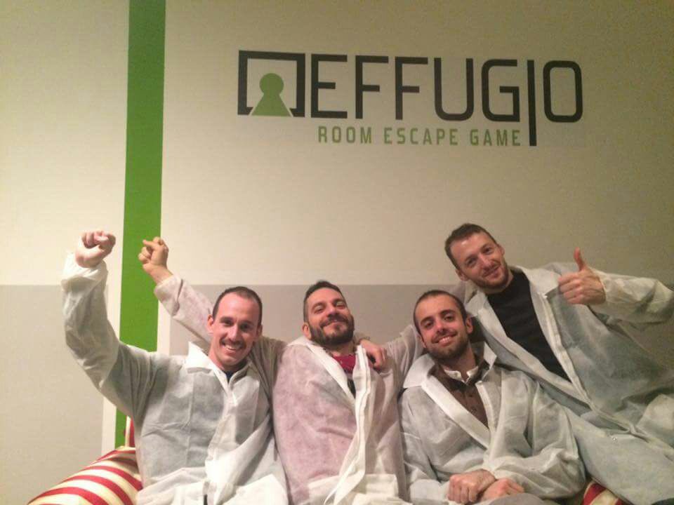CarloAgnesi's tweet photo. Con @ARSACE2001 @metro_mg e @lucaerre85 #effugio https://t.co/KlbUOzLyrf