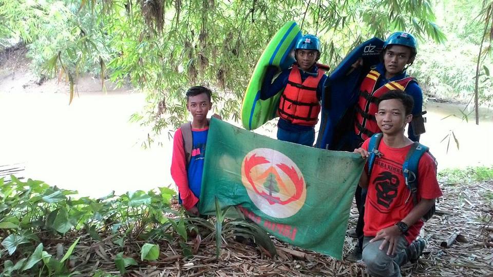 BaraRimba1's tweet photo. V-Day Expedisi Panca Face Level Selesai Pengarungan Sungai Citalahab dari Titik 0KM-10KM.
#FaceLevel #ExpedisiPanca #Tahap1 #BaraRimba https://t.co/wrzQven6ny