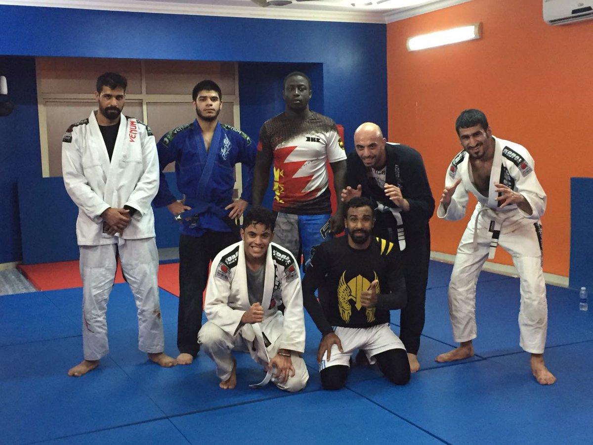 Bahrain_MMA's tweet photo. "If everyone is moving forward together, then success takes care of itself." 
Tough BJJ training session with coach Mido at #BahrainMMA! https://t.co/KgtQnPJOCI