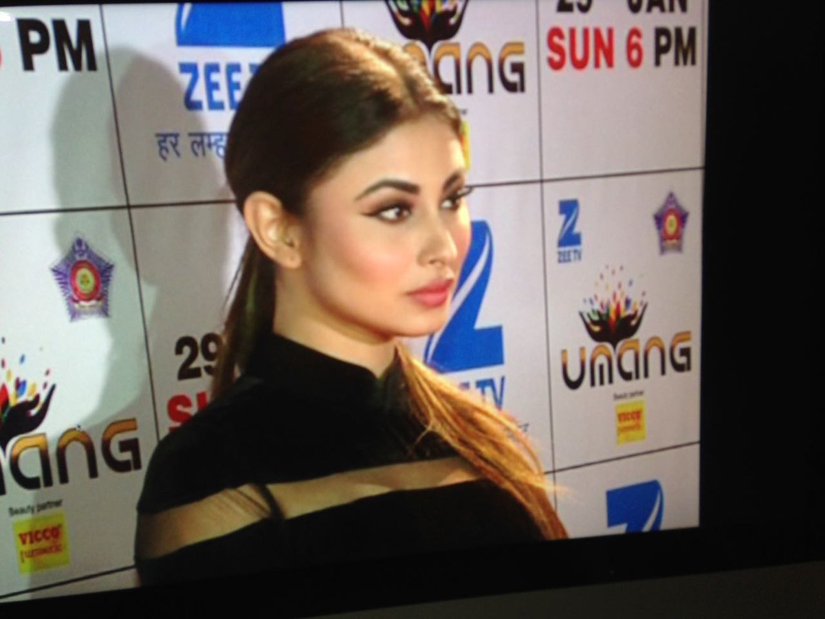 TeamMouniMohit's tweet photo. #Umang2017 @mouniroy_fc https://t.co/XxmFKEK396