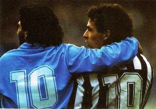 EpicFootball_'s tweet photo. Nostalgia di una #SerieA che non c'è più! Quella che aveva i migliori #numeri10 del mondo... #Baggio #Maradona #serieatim @Sport_Mediaset https://t.co/EHlqxRLKEl