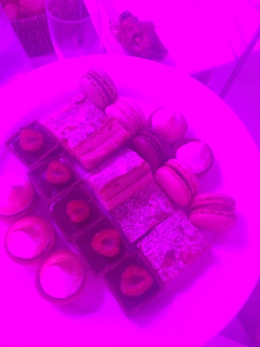 Siobhanflavin's tweet photo. Beautiful afternoon tea @LimerickStrand #pippasfashionfactory https://t.co/5tskjuFEw0