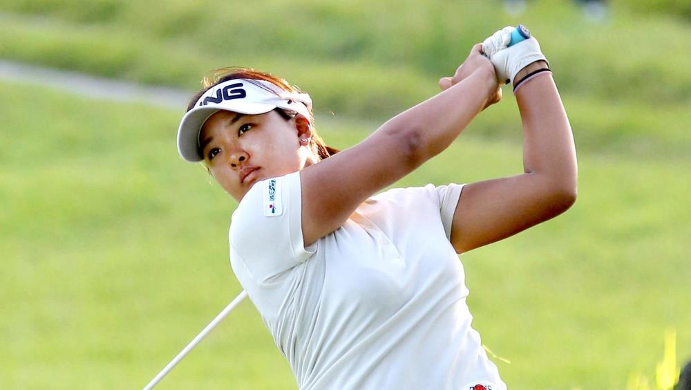 厳選画像 女子ゴルフ通信 16年賞金ランク5位 鈴木 愛 すずき あい Ai Suzuki 所属 セールスフォース 生年月日 1994 5 9 身長 155cm 体重 55kg 血液型 B 出身校 倉吉北高等学校 かわいいと思ったらリツイート いいねした人を全員フォロー 厳選画像 女子ゴルフ通信 16年賞金ランク5位 鈴木 愛 すずき あい Ai Suzuki 所属 セールスフォース 生年月日 1994 5 9 身長 155cm 体重 55kg 血液型 B 出身校 倉吉北高等学校 かわいいと思ったらリツイート いいねした人を全員フォロー