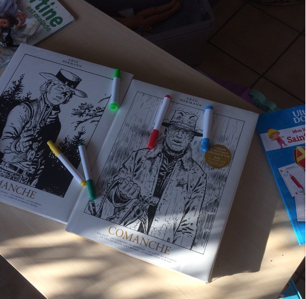 fredericniffle's tweet photo. Les albums à colorier anti-stress et bien-être sont tendances. #Comanche #hermann #BD https://t.co/dSRWLg3t7r