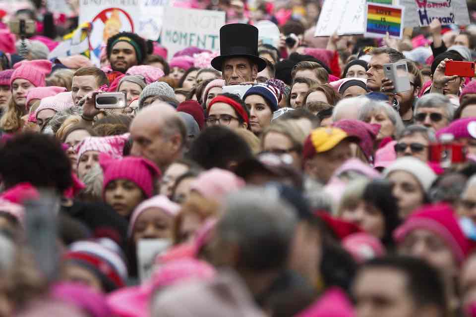 fridanoodle's tweet photo. 💞💕🎩💕💞 from the @guardian on #WomensMarch around the world.  https://t.co/XBcCw4KlcU https://t.co/D3f21eHxdZ