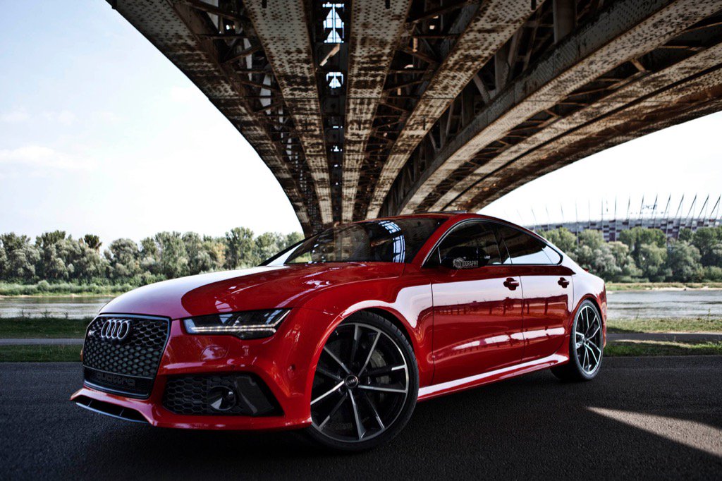 audionlyaudi's tweet photo. She is so sexy 😮😏😍 #rs7 #audi https://t.co/5a56f5xd3T