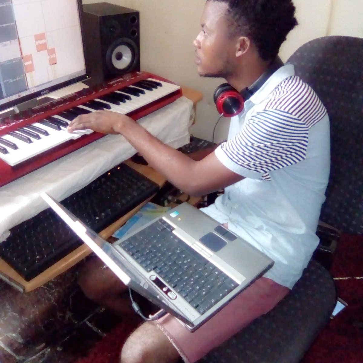 LameckboyKenya's tweet image. Kazi tu