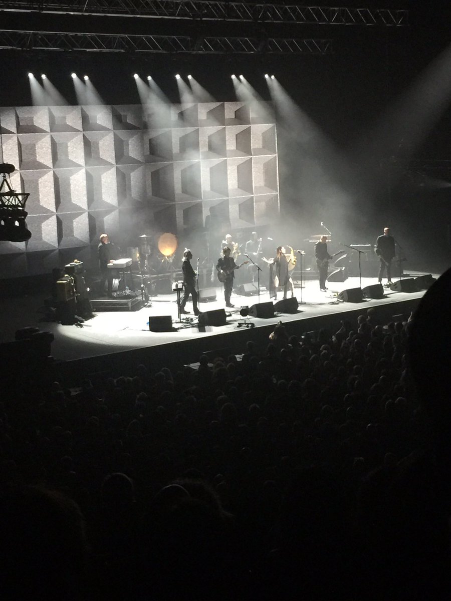 sallyfielke's tweet photo. #pjharvey nailing it at #sydneyfestival https://t.co/1qaW3nGiuF