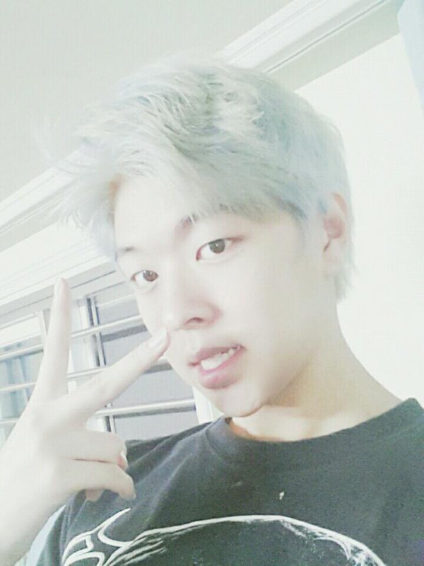 AFOSMexico's tweet photo. ¿Extrañan a nuestro maknae?

D~ https://t.co/vNbnm99P5W