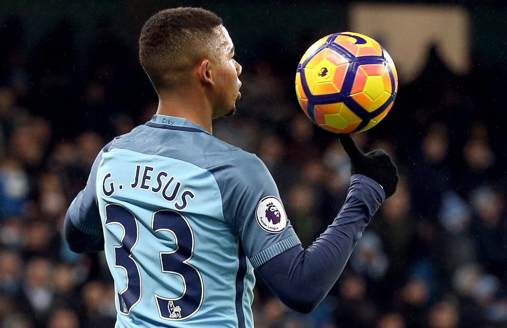ManCity's tweet photo. A very encouraging cameo from the debutant! 👍 #mcfc https://t.co/WHe3cYs2Cp