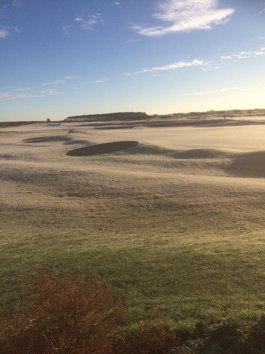 TainGolfClub's tweet photo. Frost delay for the Winter Alliance today, finally off at 10am @TainGolfClub @joinGOLF #linksgolf # @scotgolfbytrain #oldtomsnorthernjewel https://t.co/jzH6lyewVz