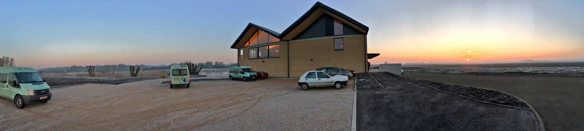 BenRuble's tweet photo. Sunrise at our new boathouse in Ely @CUBCsquad @theboatraces https://t.co/Qw8hAAUrJR