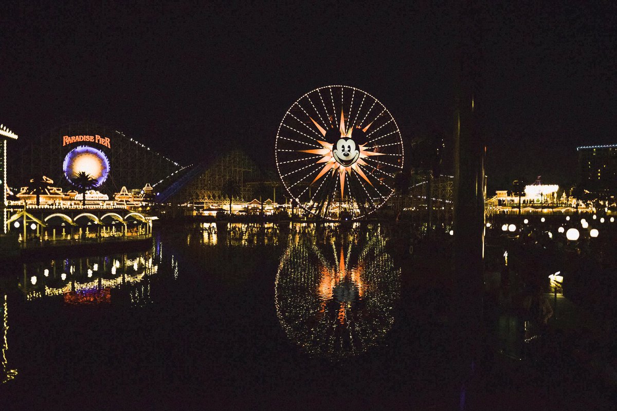 joeortegaphoto's tweet photo. Can't wait to do this again this year for a whole week
#disney #paradisepier #flosdiner https://t.co/fAlmQBHQL8