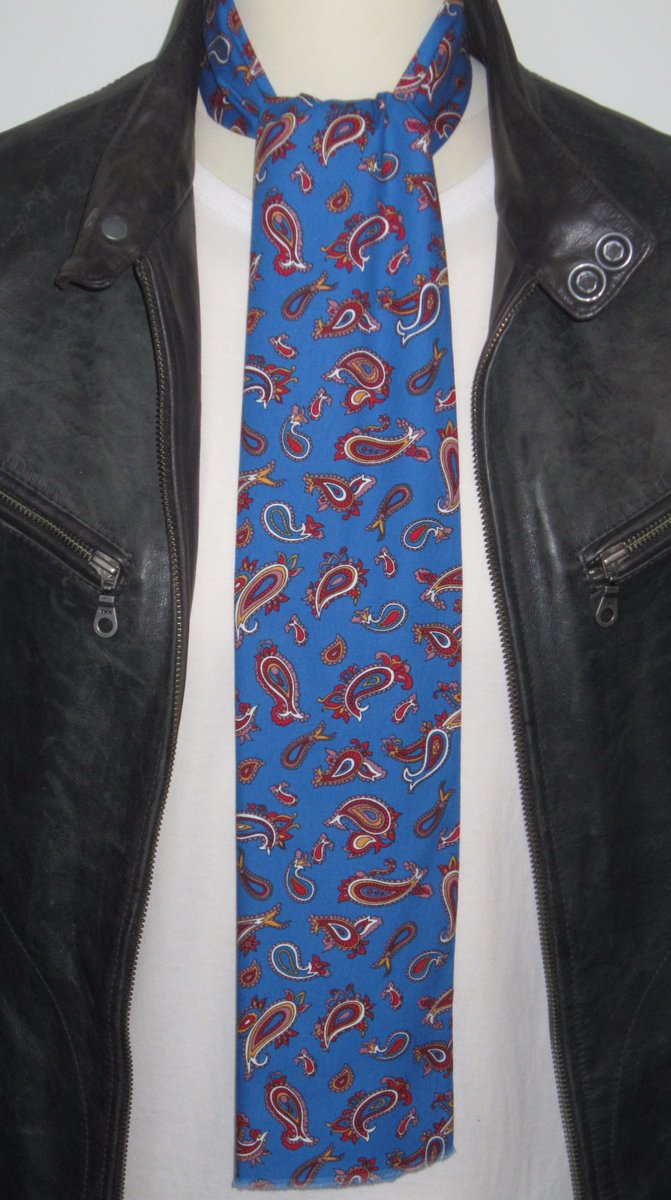 supernova_scarf's tweet photo. Supernova up to HALF PRICE SALE continues to celebrate our 6th birthday.Thank you for loving our scarves! Please RT https://t.co/itvuoimkvz https://t.co/XivFDmslBL