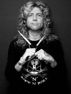 HAPPY BIRTHDAY STEVEN ADLER! 