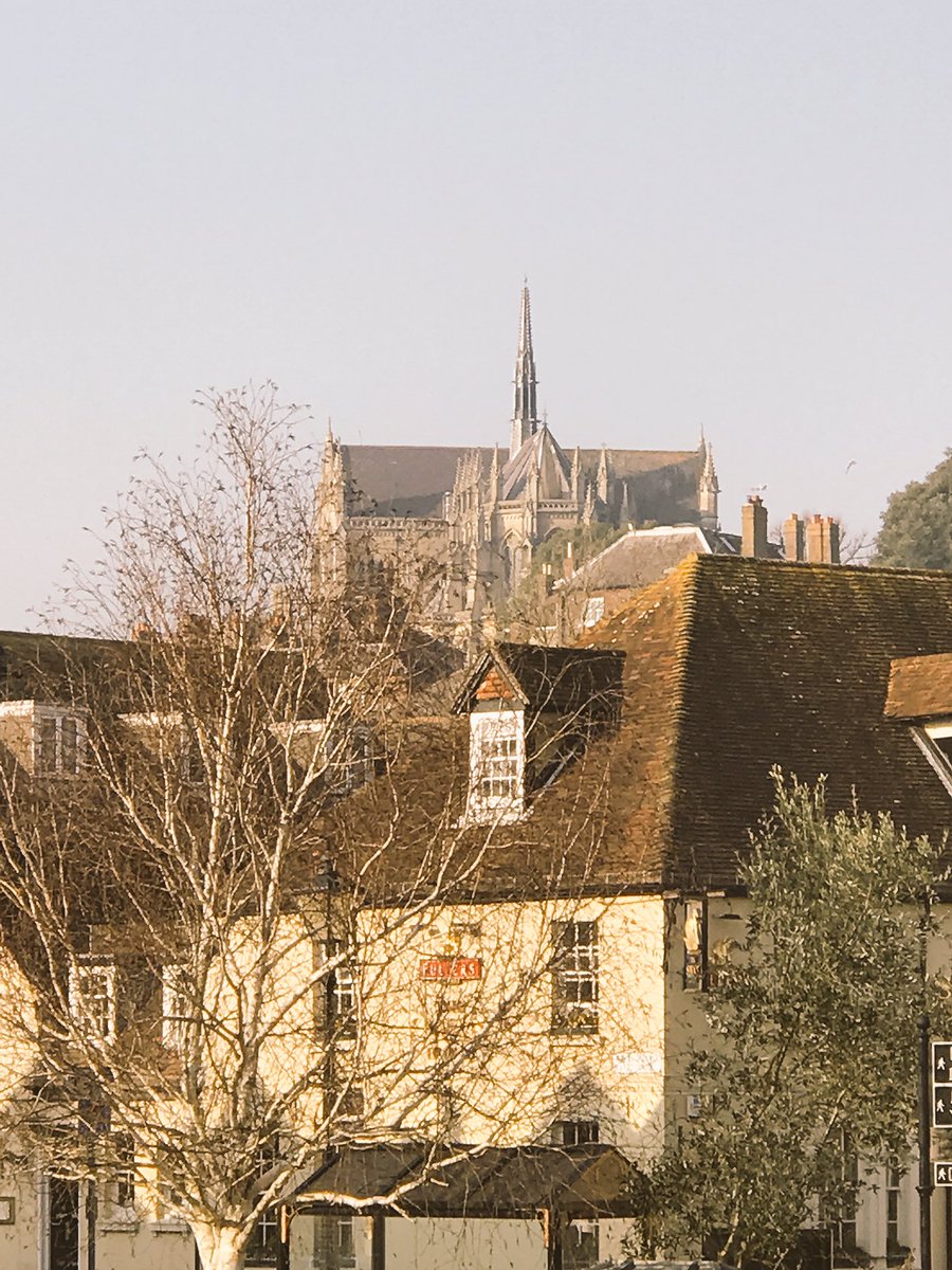katrynadow's tweet photo. #Sunday walk #Arundel
@vivmonk & 🐾 #AhFu https://t.co/YVqcnJcoqW
