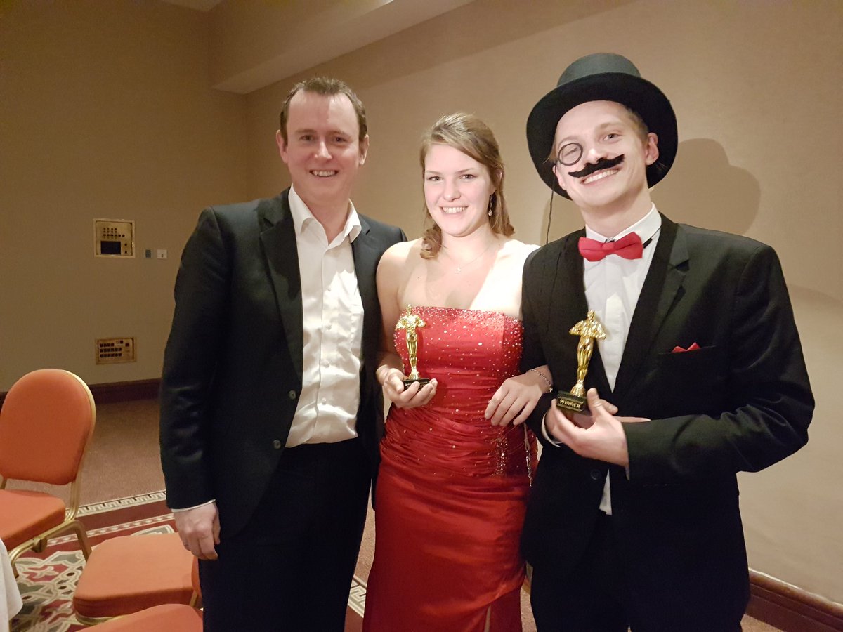 dannykelly1978's tweet photo. Special mention also to Jenny and @Halfeye - indeed best dressed at #bini2017 @BuckleyLabTCD @TCDBioengineer https://t.co/jzD8YiFMWV