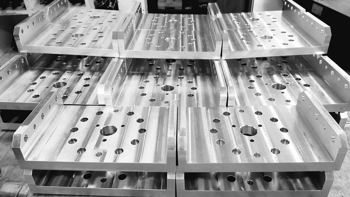 TS_MACHINING's tweet photo. Busy busy busy!! #Machining https://t.co/nJFH3aw6PC