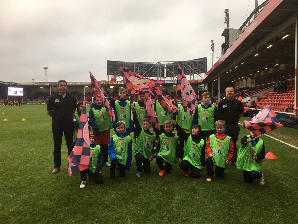 WTI_Fasteners's tweet image. WTI sponsored the Ball Boys at the @WFCOfficial match, with Walsall winning 3-1! #saddlers #walsallfc #wirethreadinserts