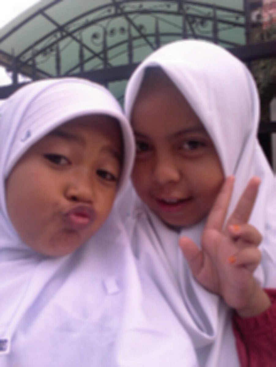 ZahraFlower3's tweet photo. @AldiYunanda https://t.co/F75J7xEpzM