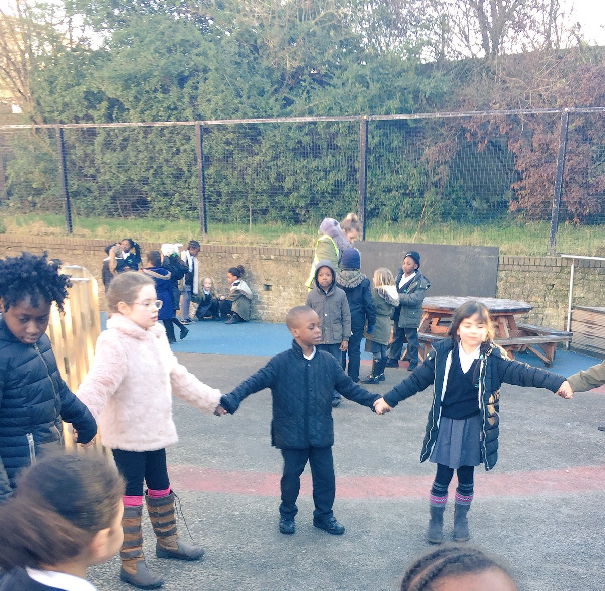 Our year 4 @SportsLeadersUK have been delivering fantastic sessions on our KS1 playground this week <a href="/WoodhillSchool/">Woodhill School</a>