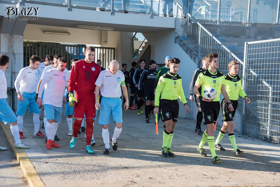 ProGorizia's tweet photo. La #Valnatisone è più #cinica, e ci batte per 2 a 0.
#Campionato #promozione #partita
LEGGI IL RACCONTO: https://t.co/7jn1QlAKN3 https://t.co/nyw1Rxwu5T