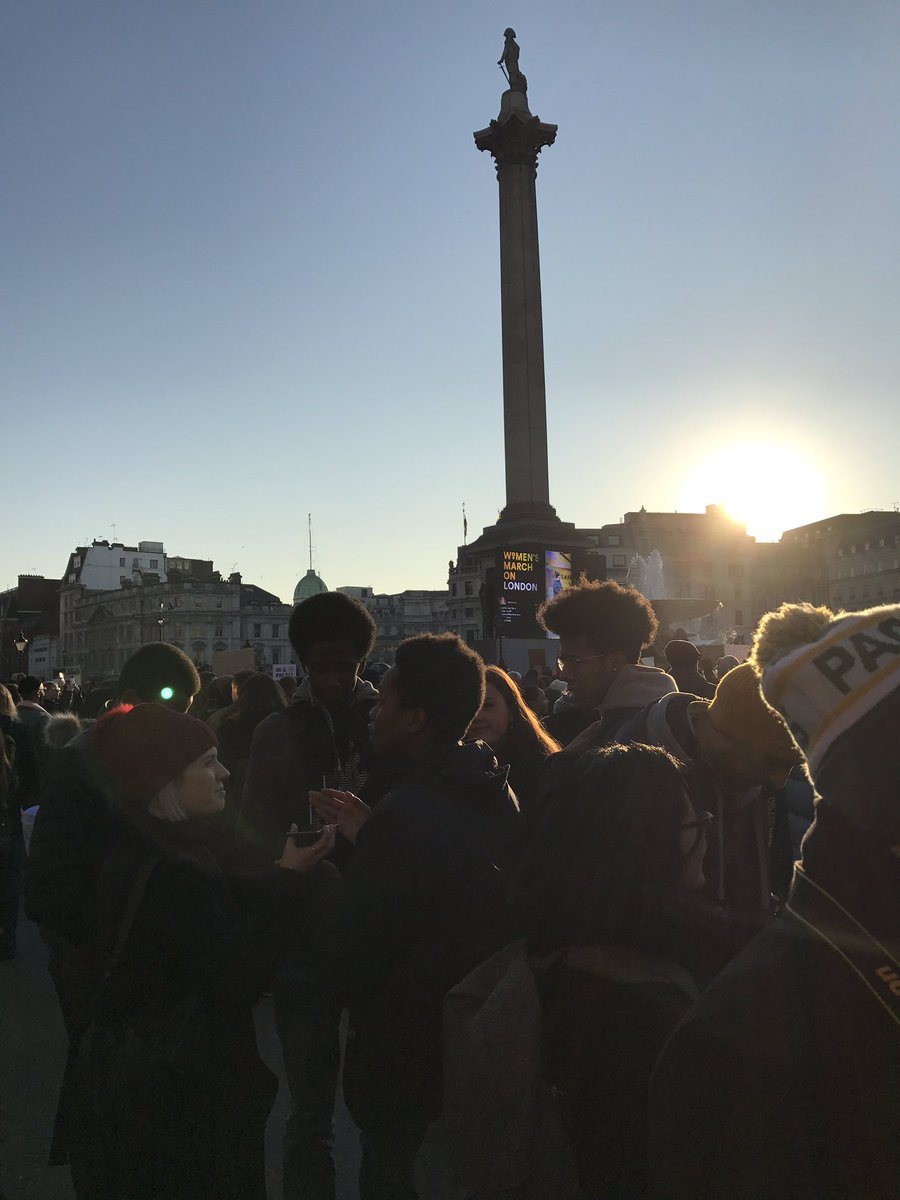 1LV_forwomen's tweet image. Yesterday we #marched with over 100,000 others in #London all marching for #equality, a moment everyone came together in a collective #voice