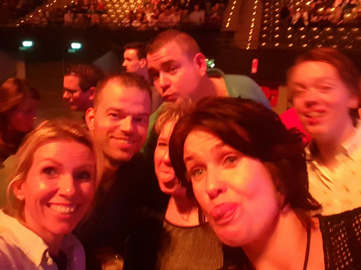 We zijn er weer #vval #personeelfeestje partycentrum Vossenberg