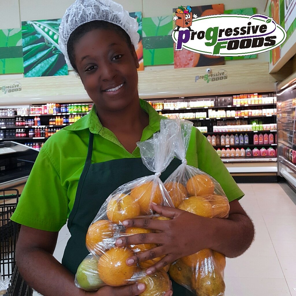 progrocers's tweet photo. Our Produce Wrapper Taneisha is always here to assist you with a smile.
📍Progressive Foods (Bogue).
#ProgressiveGrocers #Bogue #Supermarket https://t.co/euyFaKqWTp