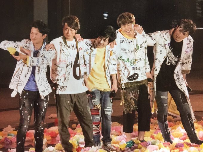 ANnAwkQd0gHl65u's tweet photo. 嵐垢です！
☀️中3
☀️潤くんよりのall担
☀️濃くなれる人待ってます！
#嵐好きな人RT
#ARASHIANSと繋がりたい 
#RTしてくれたARASHIANS全員フォローする 
#相互希望しています ❤️💛💚💙💜 https://t.co/9lEtFmtI0V