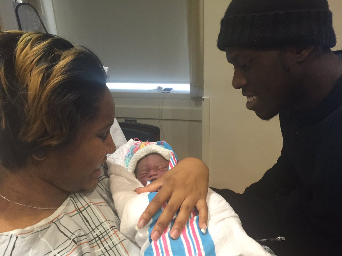 _K1w1_'s tweet photo. Happy birthday to one of my greatest accomplishments. 01.22.16 #365daysdown #alifetimemoretogo https://t.co/XjKfVcAiRO
