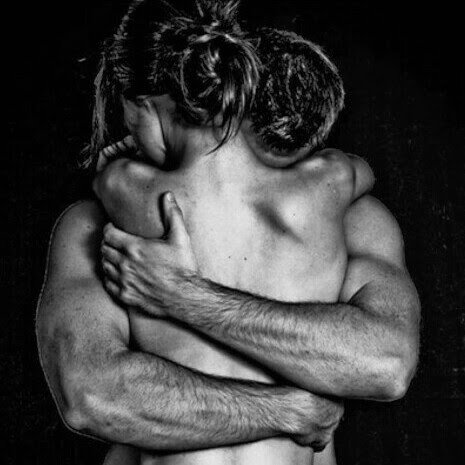 klarodelunas's tweet photo. No es quien te abrace..es quien te calme el frió.. y como lo llena de calor...feliz di@.. https://t.co/0qT5pXB2Vu