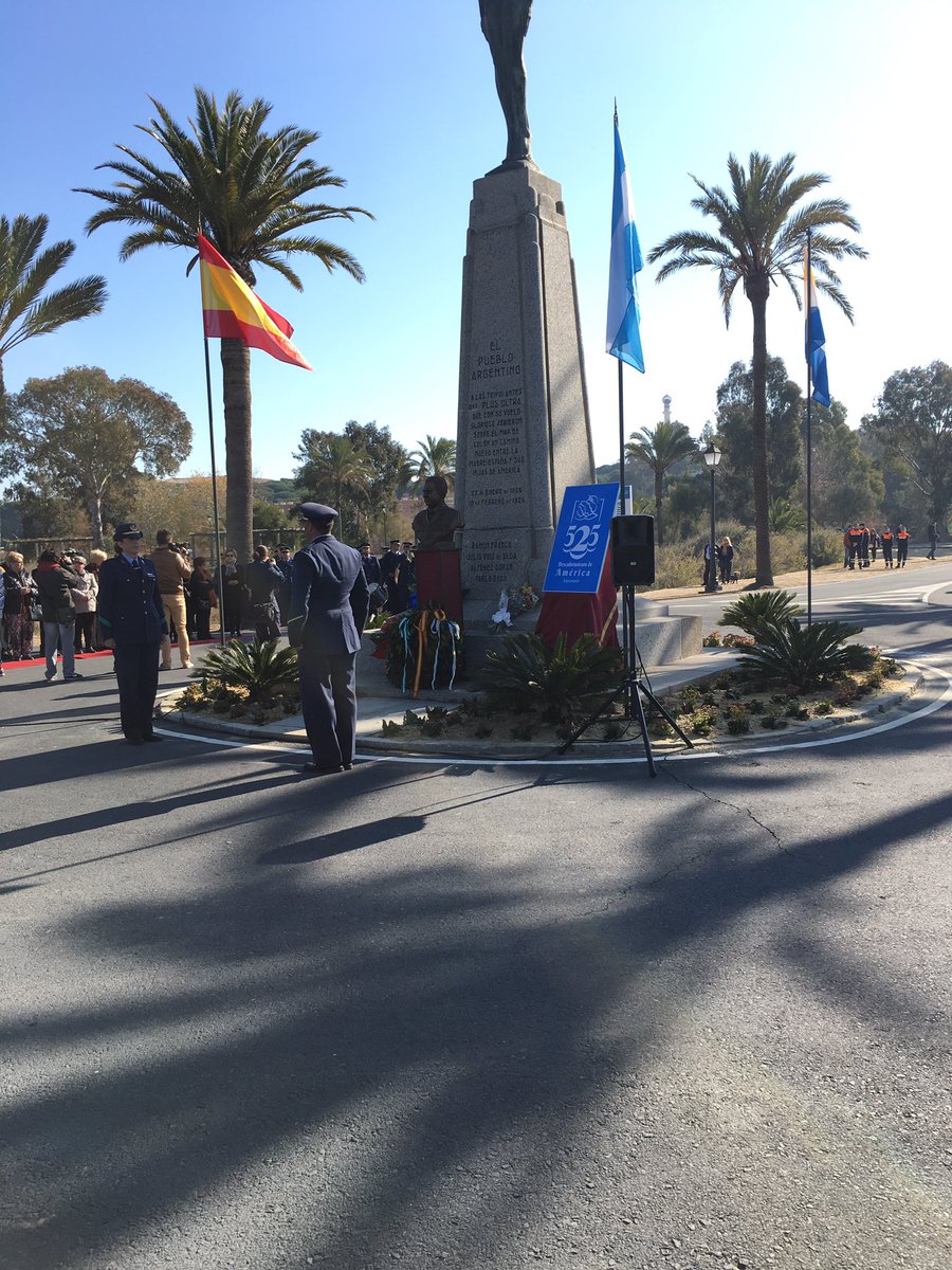TEREBAL6970's tweet photo. Hoy hemos estado conmemorando el 91 aniversario del vuelo del Plus Ultra q salió de nuestro pueblo y no debemos olvidarlo. https://t.co/oPtSaYVeYg