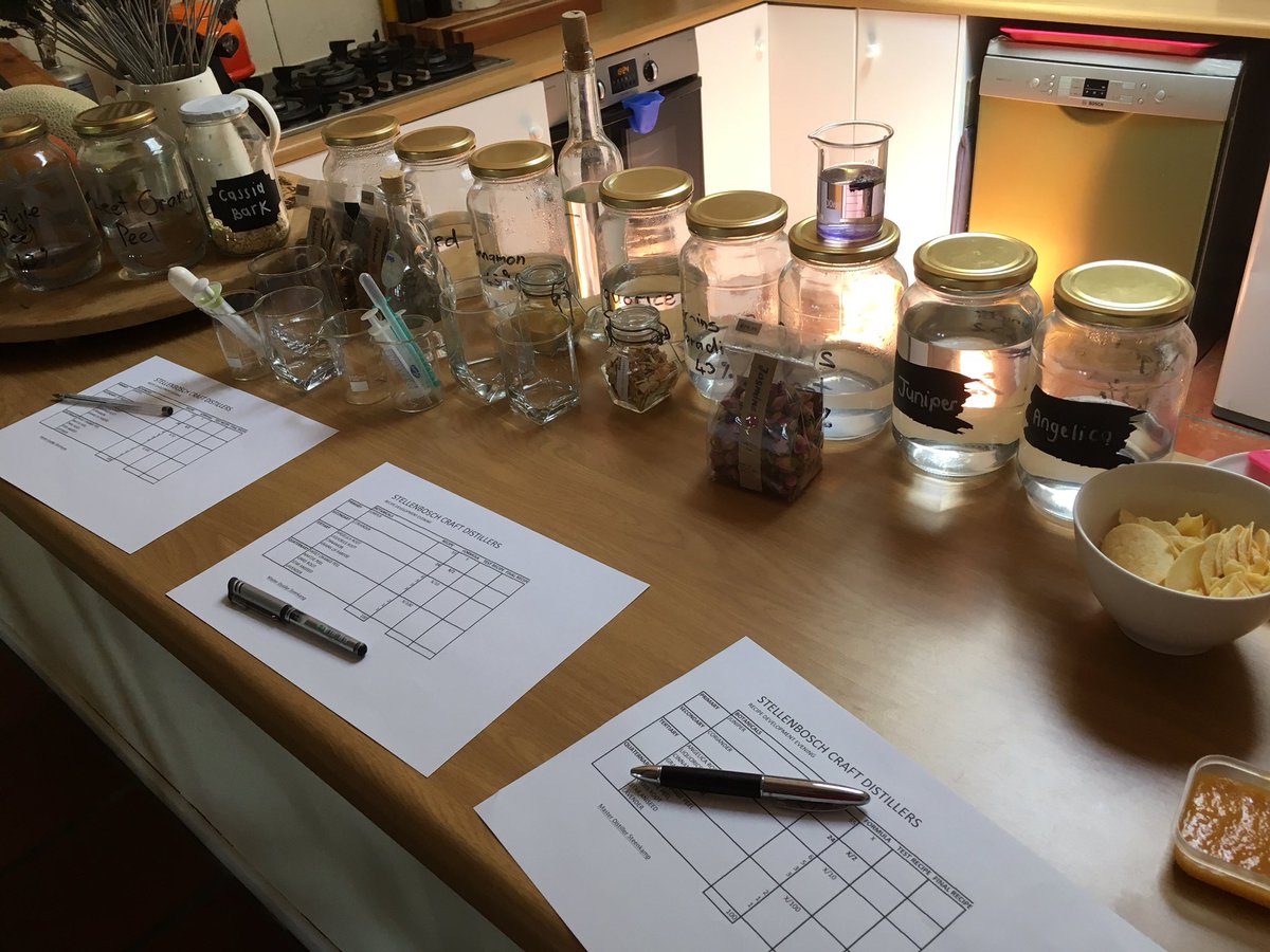 Marius_Bio's tweet photo. Solid afternoon of making,mixing and tasting our own gin @HPsteenkamp distiller @shons30 as my co-taster/maker #craftgin #teamcornelissen https://t.co/tN3lVJUkGE