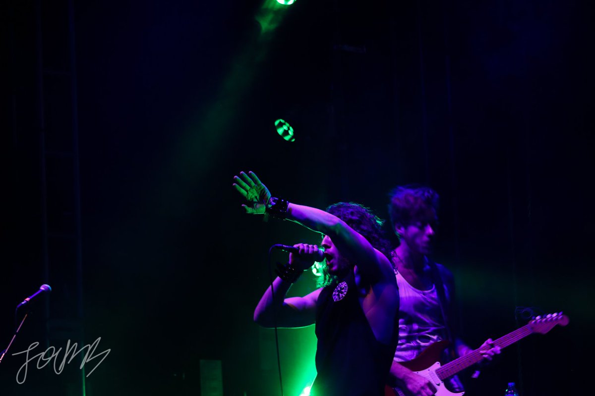 joembmedia's tweet photo. .@LNLegacy at #Soundwaves music competition final https://t.co/f9iTxVFOLh