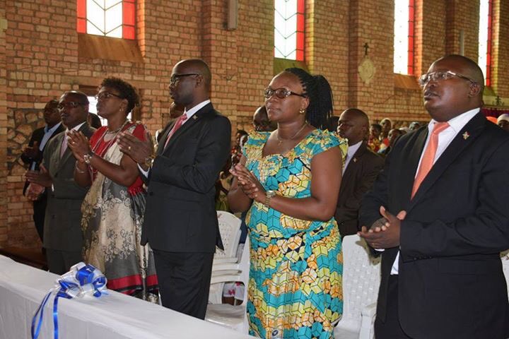 1/ Merci au gvneur @BujumburaProv, <a href="/GacutiNadine/">Gacuti Nadine</a> pr ses efforts inlassables au sce de notre province