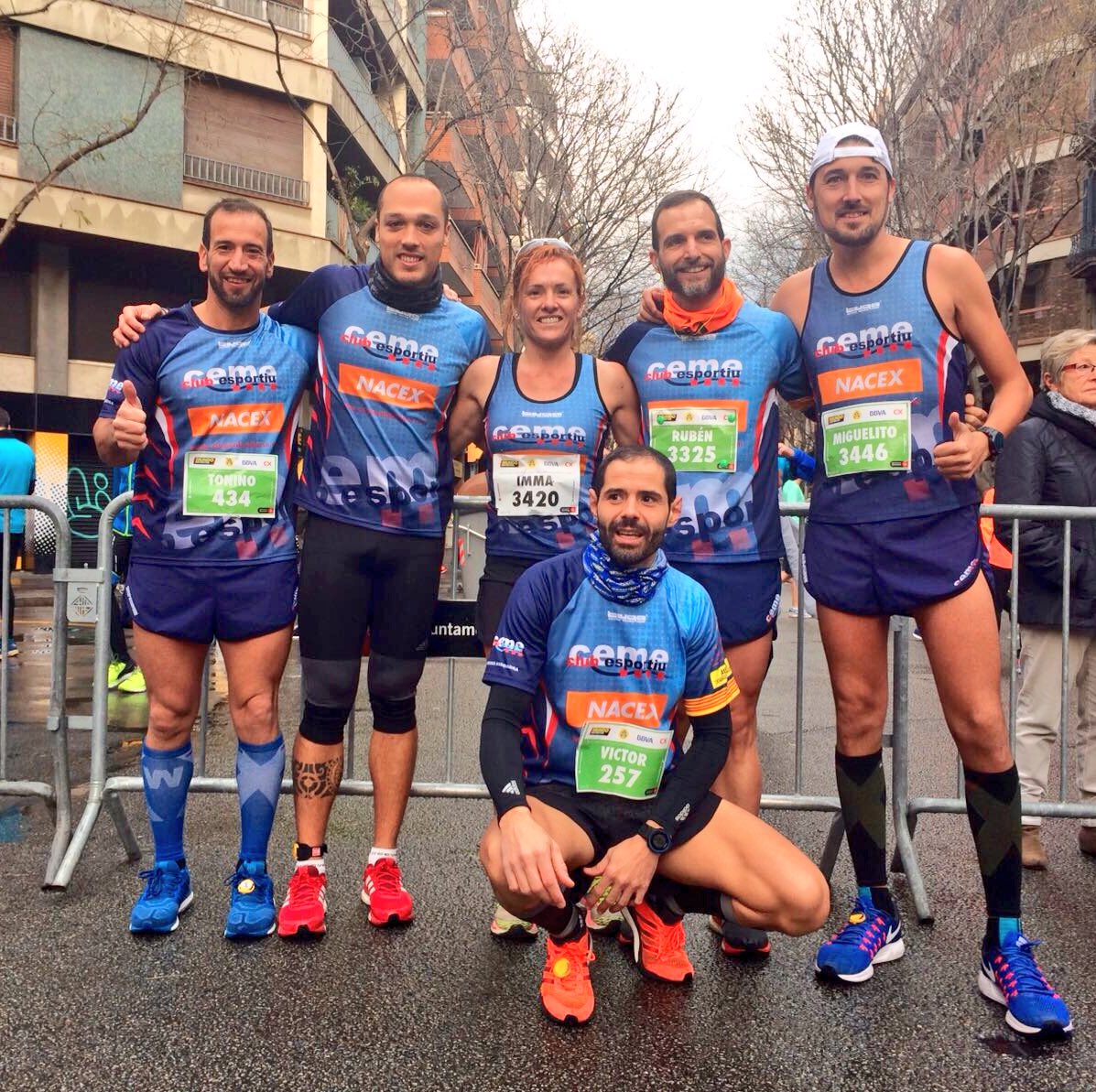 CEMEAtletisme's tweet photo. El CEME Atletisme a la @CursaSantAntoni amb 8 representants.@nacex_ @MoritzBarcelona @mossos @ClubCeme @LligaChip @tugawear @PonteMASfuerte https://t.co/LheWBUTQwH