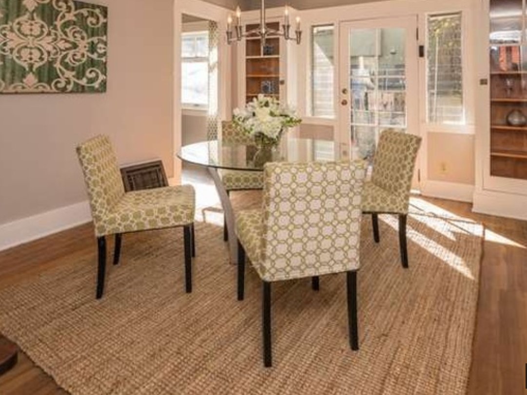 alexishallLLC's tweet photo. OPEN HOUSE TODAY 1/22/2017 (1-4PM) 1347 Sutherland St LA, CA 90026 3Bd/2Bth Bungalow(7,192sqft) $865,000 (323)804-7887 #realestate #homes https://t.co/FO8KGWAZCS