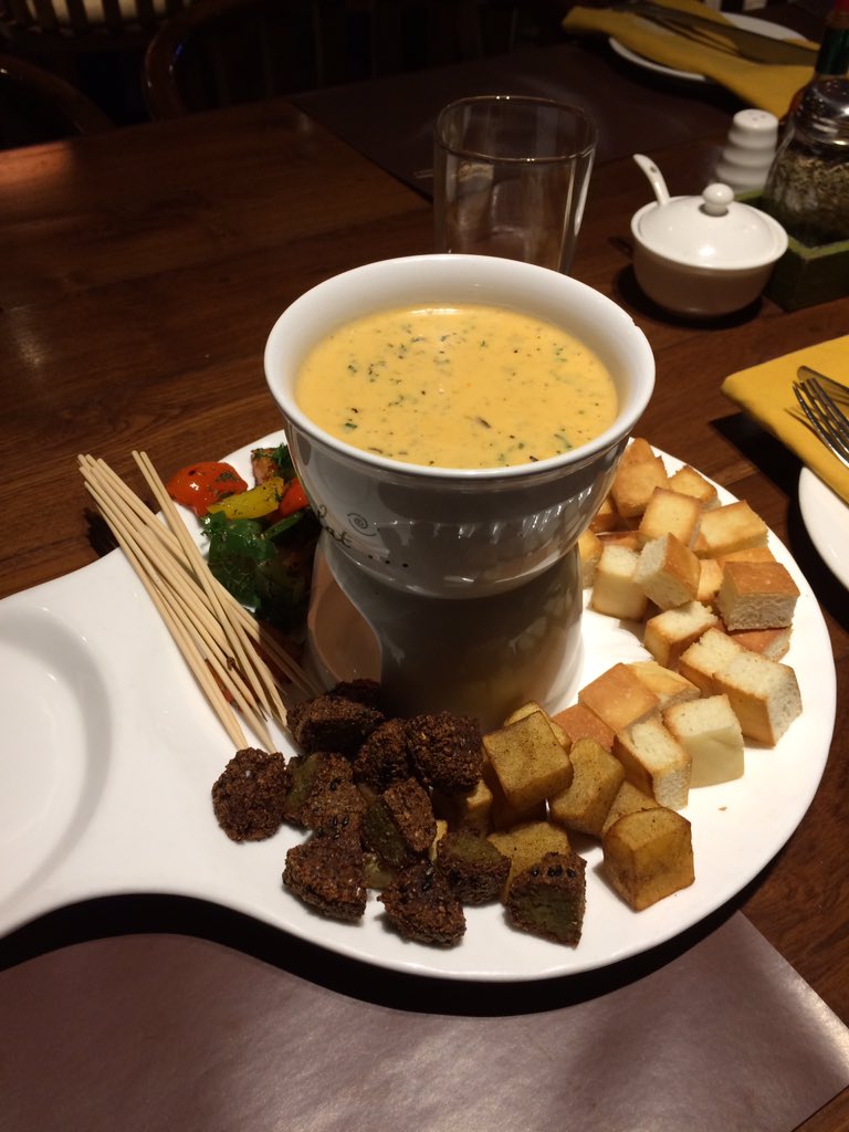 indieRoverS's tweet photo. Had a filling Lebanese Fondue and a disappointingly dull Mousaka @ Ithaka, lower parel #EatCheat #Bombay https://t.co/UQu4oY6KN1