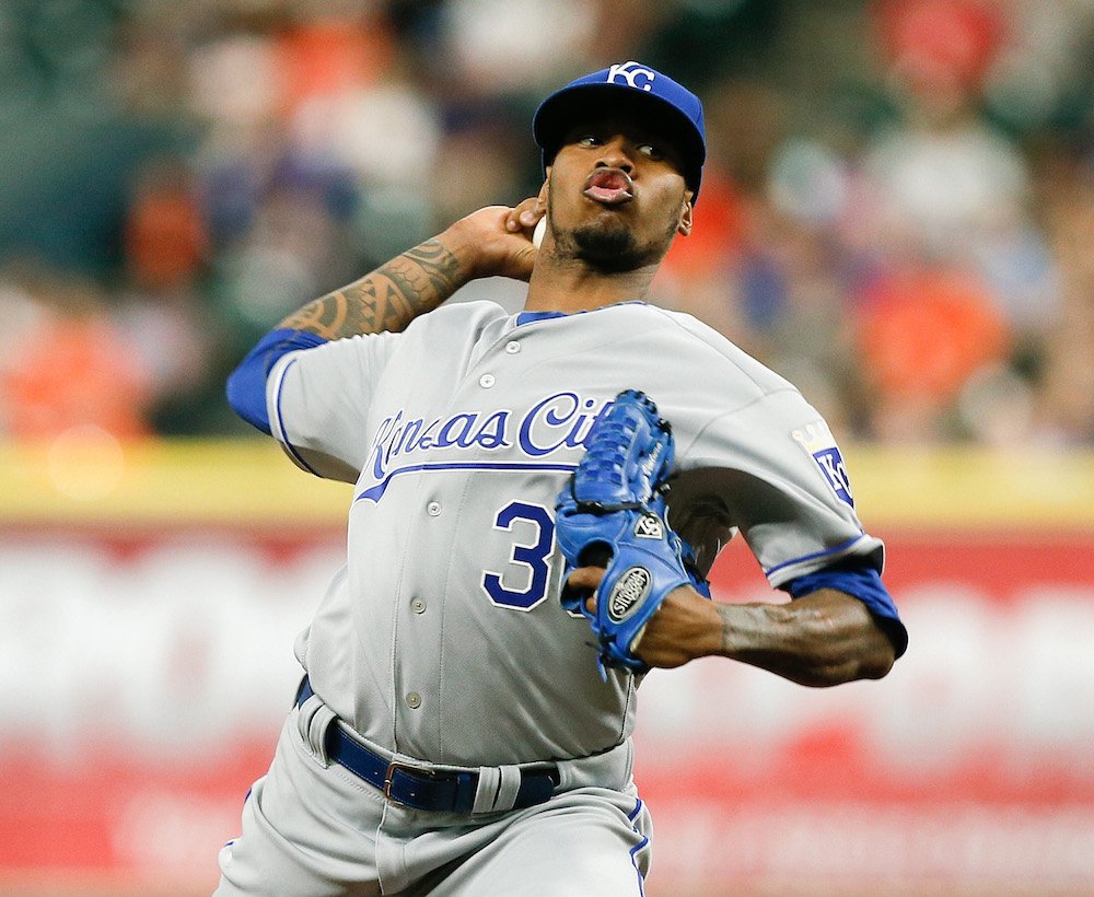 BleacherReport's tweet photo. The Royals confirm the news of Yordano Ventura’s death #RIP https://t.co/pOn7RNCiZq https://t.co/CYgiBaQ201