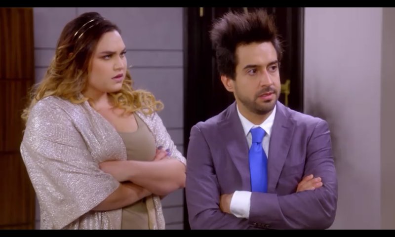 DaniArenasCol's tweet photo. Repitiendo los Capítulos anteriores mientras espero el #FinalDespertarContigo #Capitulo119 @DanArenas @elavelden @Estefania_OF #LasEstrellas https://t.co/e8aRECotKx