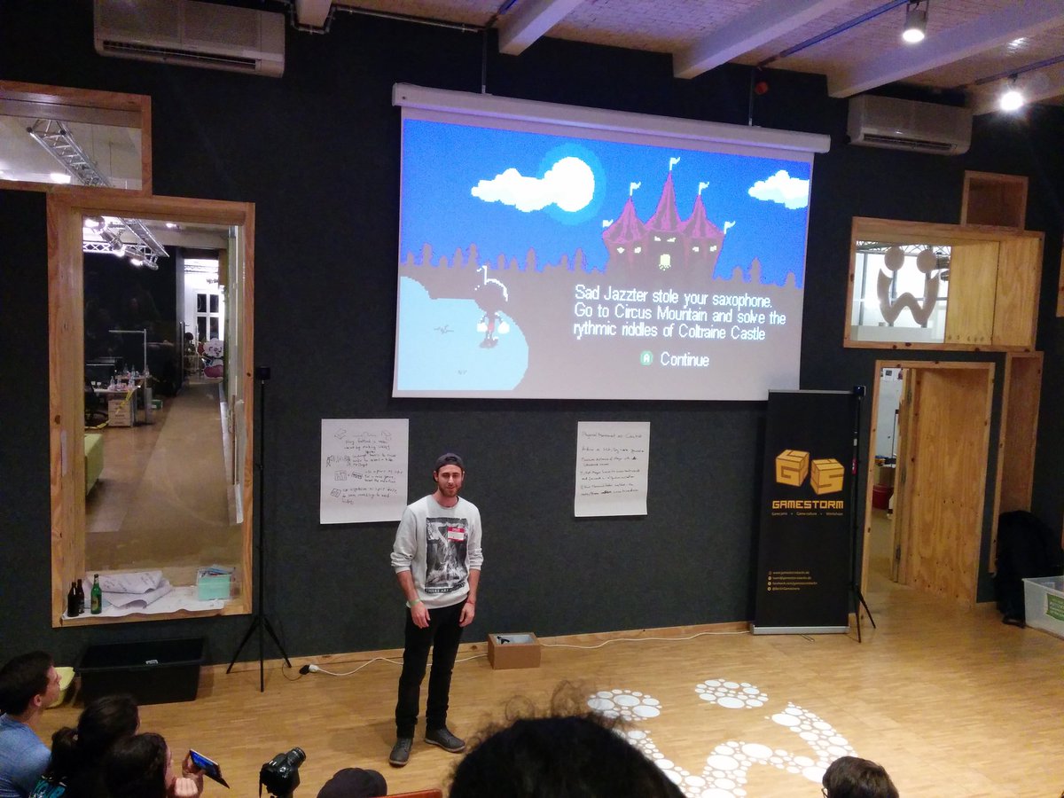 GGJBerlin's tweet photo. Wave to doors with smooth jazz tunes to geht back your saxophone #NoteBoy #ggjberlin #ggj17 https://t.co/gW9AUclbNG https://t.co/mCvNw50uwP